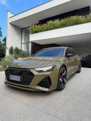 AUDI RS6 4.0 AVANT V8 TWINTURBO MHEV TIPTRONIC